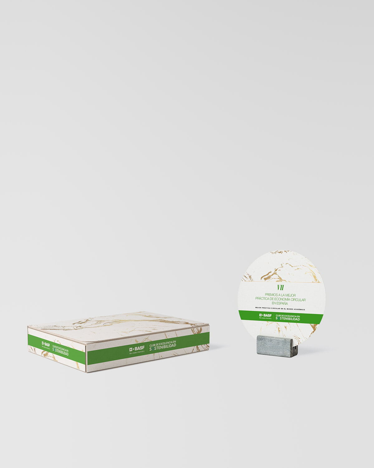 Estuche trofeo personalizado placa conmemorativa Sustain Awards